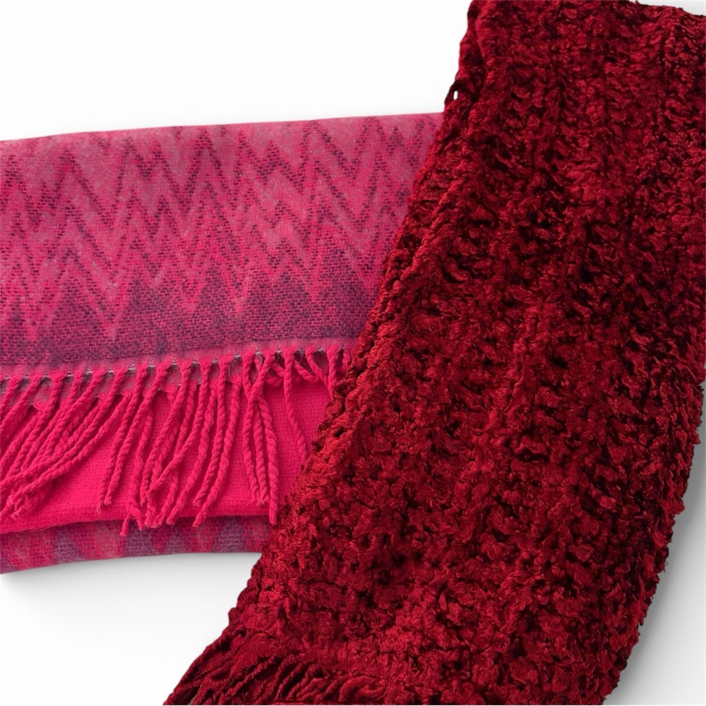 Pair of Chic Red and Pink Women's Scarfs
